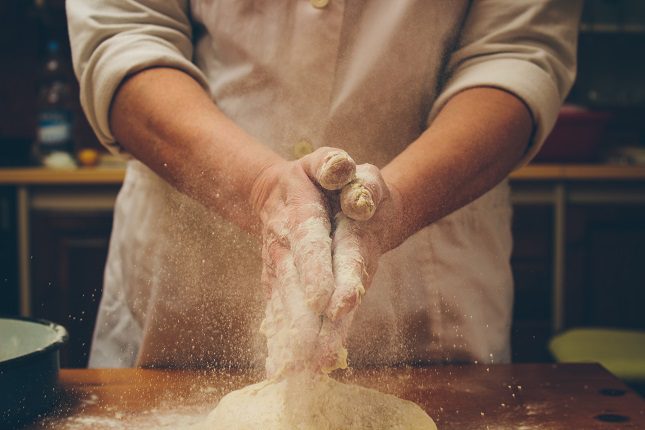 La harina de fuerza no sirve para realizar recetas de repostería