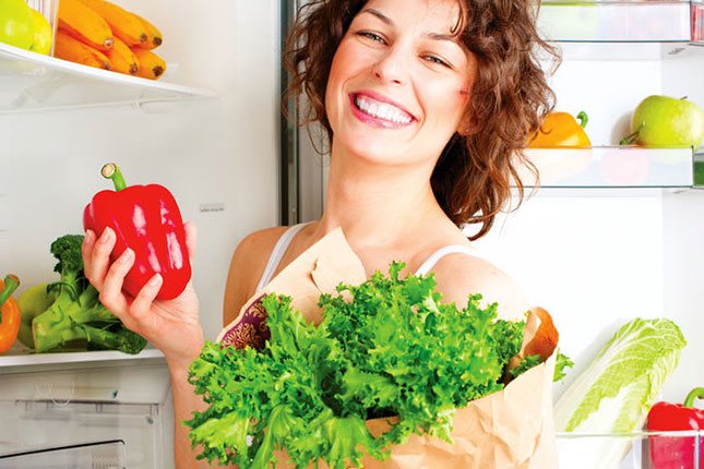 Lo mejor para conservar las verduras es guardarlas directamente en el cajón, sin plásticos ni envases