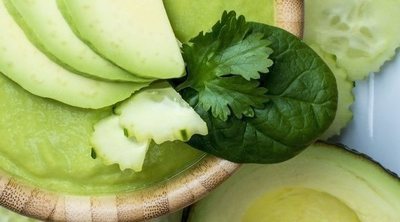 Sopa de pepino y aguacate