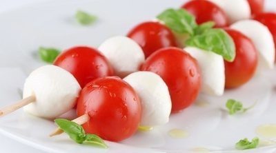 Bruschetta de tomate y mozzarella