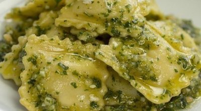 Ravioli relleno de pesto